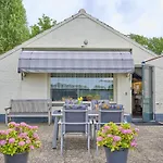 De Vrije Vogel *